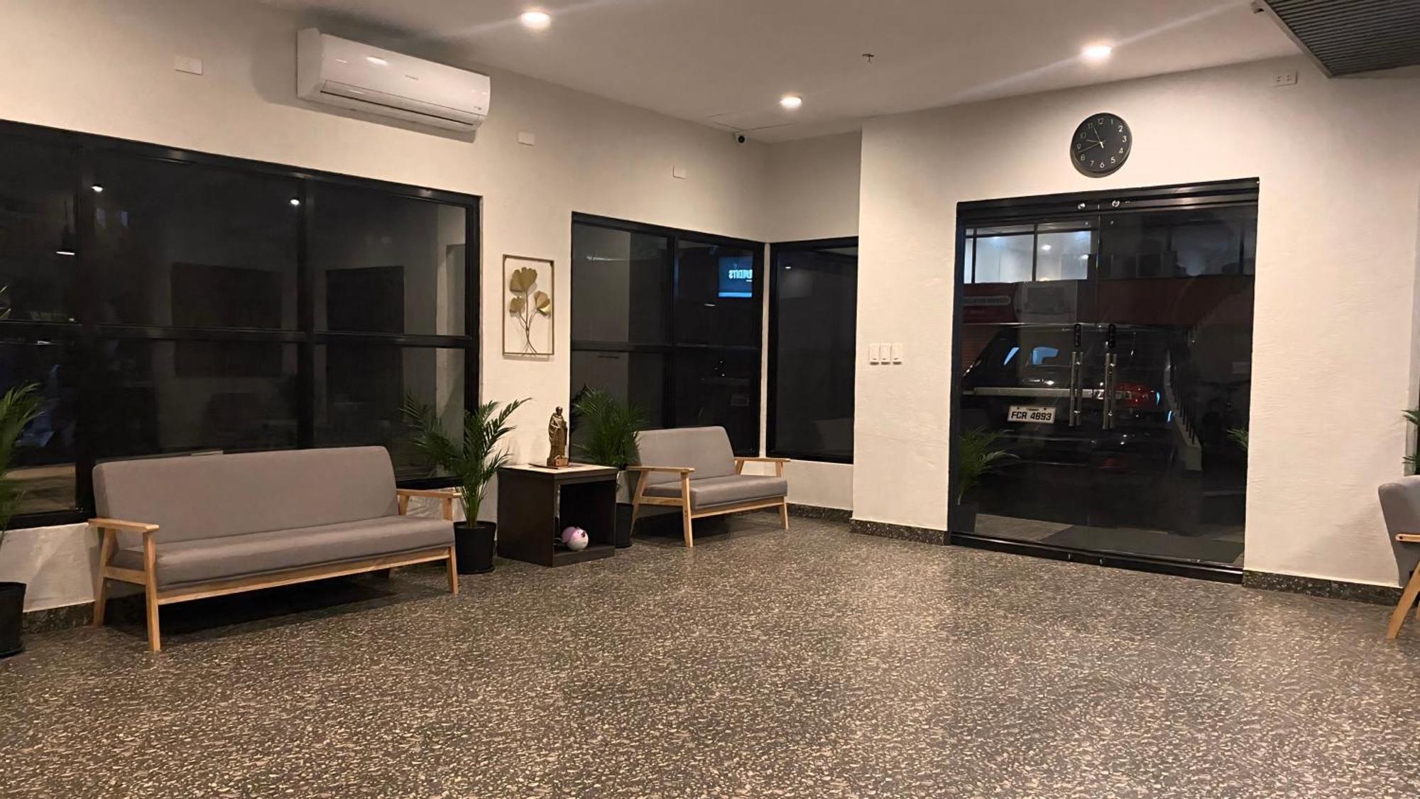 Rudolfo Suites Roxas City Ngoại thất bức ảnh